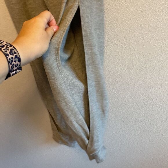 NWT- Chaser grey jogger with side slits- Size Medium - Picture 6 of 9